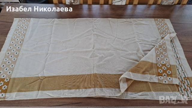 Покривки за маса и ръчно плетени карета, снимка 2 - Покривки за маси - 54699403