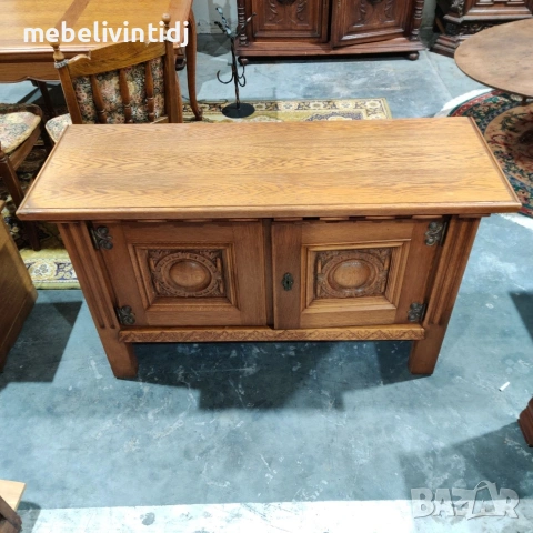 Масивен дъбов шкаф, снимка 2 - Шкафове - 53597101