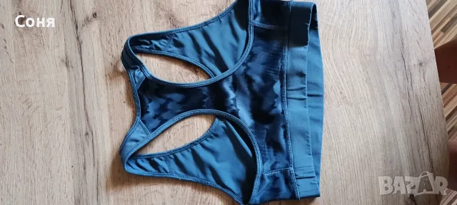 Спортно бюстие Adidas, снимка 3 - Корсети, бюстиета, топове - 55501053
