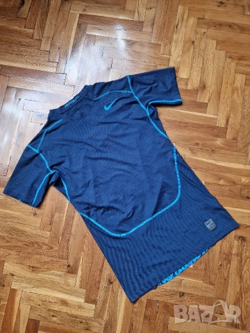 Страхотна мъжка спортна тениска NIKE HYPERCOOL размер L , снимка 2 - Тениски - 54548251