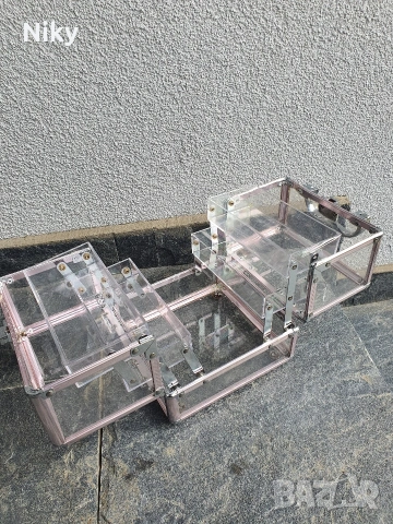 Професионален куфар за козметика , снимка 4 - Куфари - 54192477