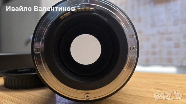 Canon EF 100mm f/2.8 Macro USM, снимка 3 - Обективи и филтри - 54692459