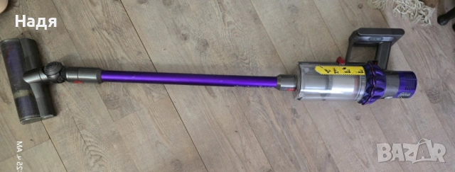 Безжична прахосмукачка DYSON V10 Absolute, снимка 2 - Прахосмукачки - 54667254