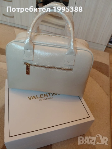 Нова дамска чанта Valentino, снимка 3 - Чанти - 54510387