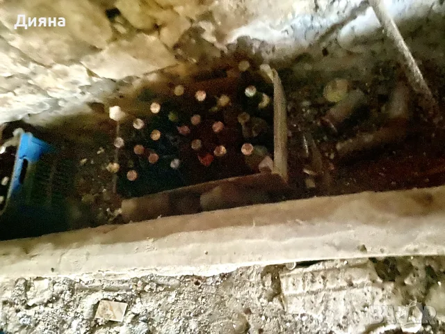 Парцел 2500 м2 със стари законови постройки в с.Щипско, снимка 3 - Парцели - 55459709