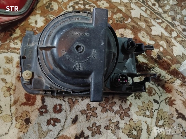 фар за Audi 80 B4, снимка 3 - Части - 54607143
