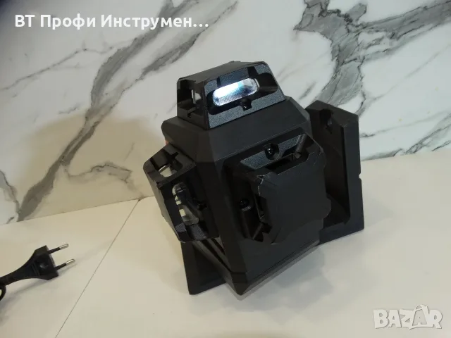 Milwaukee M12 3PL - 3D зелен лазерен нивелир, снимка 3 - Измервателни инструменти - 55609315