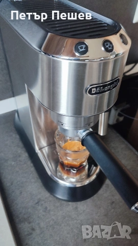 Кафемашина Delonghi Dedica EC685 перфектно еспресо кафе Делонги , снимка 6 - Кафемашини - 53957131
