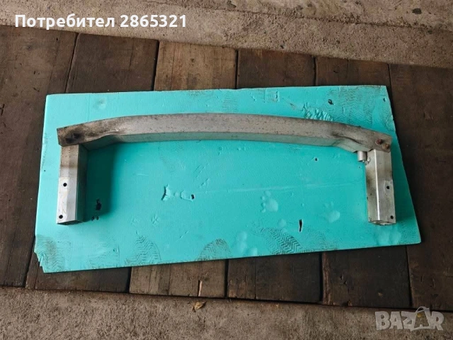 Греда под задна броня за Audi Q5 8r, снимка 4 - Части - 55219299