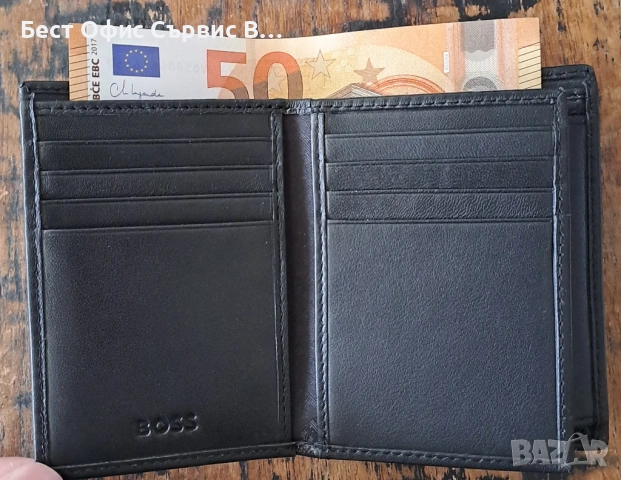 портфейл Hugo Boss БОС от естествена кожа, черен, тройно сгъваем, с капак и отделение за монети, снимка 6 - Портфейли, портмонета - 54808989