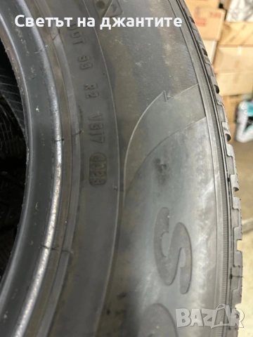 Гуми 235/65/17 Pirelli 4 броя, снимка 7 - Гуми и джанти - 54629044