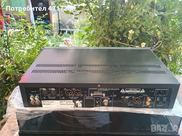 Tascam CD-RW2000 Professional CD Player , снимка 9 - Аудиосистеми - 55453283