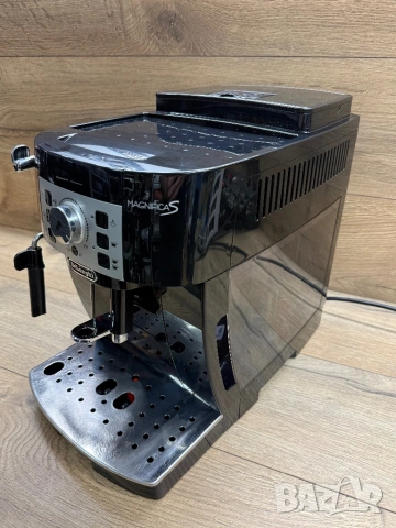 Продавам Кафемашина Delonghi MagnificaS Type:ECAM 22.110.B, снимка 4 - Кафемашини - 54098113