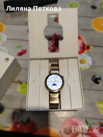 Продавам часовник, снимка 3 - Дамски - 54333957