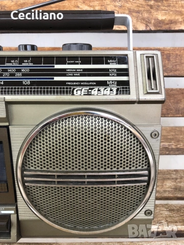 Радиокасетофон SHARP GF 4343 H(BR) , снимка 4 - Радиокасетофони, транзистори - 54281524