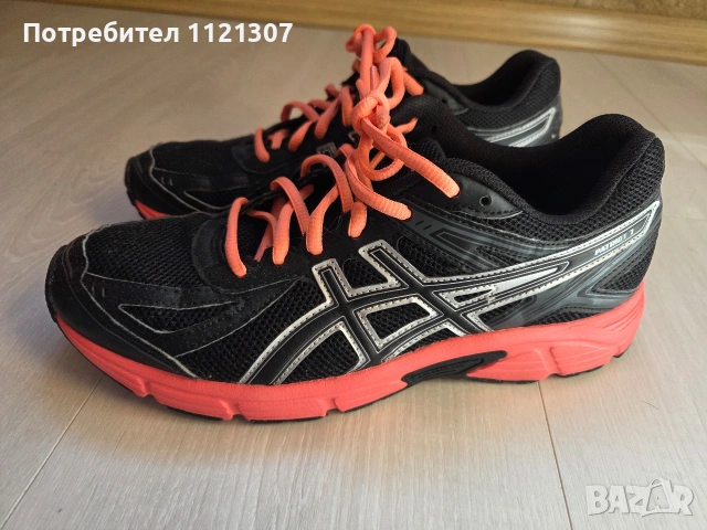 Дамски маратонки Asics, снимка 9 - Маратонки - 54830446