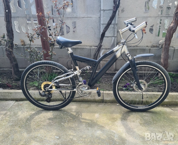 Алуминиев планински велосипед 26" с двойно окачване (Внос от Германия), снимка 2 - Велосипеди - 53980632