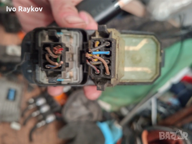 Бутони ел.стъкла , огледала за Ford Galaxy , 7M0867255M, снимка 3 - Части - 54371351