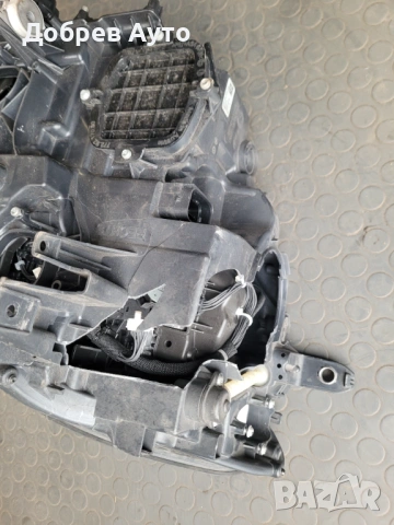 Десен фар за BMW 7 Series G11 Laser light - счупен , снимка 4 - Части - 54317984