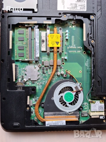 Fujitsu Lifebook AH512, снимка 17 - Части за лаптопи - 54493346