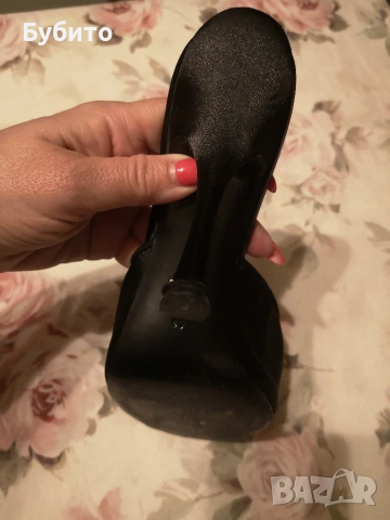 Dolce & Gabana , снимка 9 - Дамски елегантни обувки - 54579085