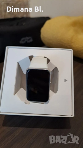 Samsung Galaxy fit3 silver + подарък аксесоари , снимка 2 - Смарт часовници - 54668723