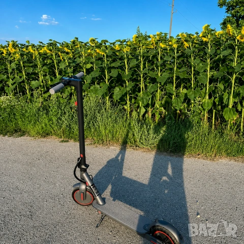 Електрическа тротинетка D8 Pro 350W | 31 км/ч, до 30 км пробег, APP, нова, снимка 11 - Велосипеди - 54856074