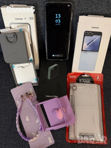 Samsung Galaxy Z Flip6 с аксесоари, снимка 3 - Samsung - 54583547