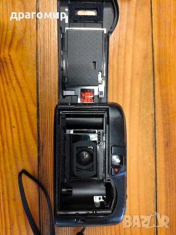 Nikon Zoom 200 AF, снимка 7 - Фотоапарати - 54937083
