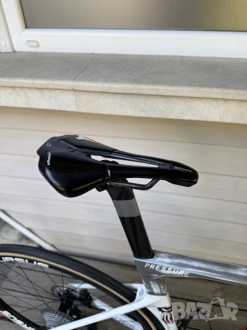 Карбонов шосеен велосипед Cinelli Pressure – Team Edition (MBH Bank Ballan CSB Colpack)
, снимка 5 - Велосипеди - 55127980