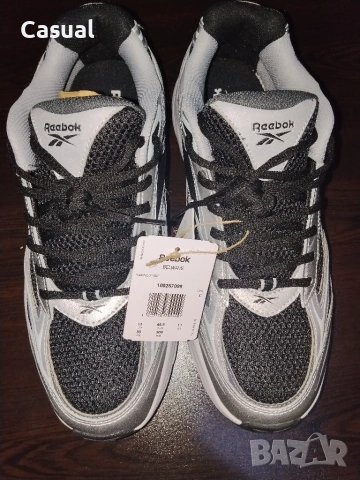 Reebok нови .С етикет в гаранция , снимка 2 - Спортни обувки - 55156935