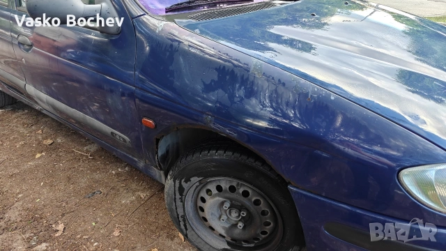 Renault Megan 1.6, снимка 16 - Автомобили и джипове - 54901281