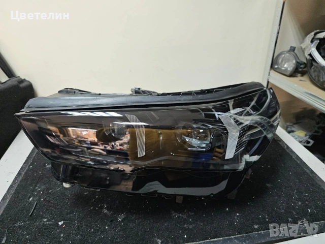 Ляв фар за BMW 5 G60 lqv far farove бмв 60