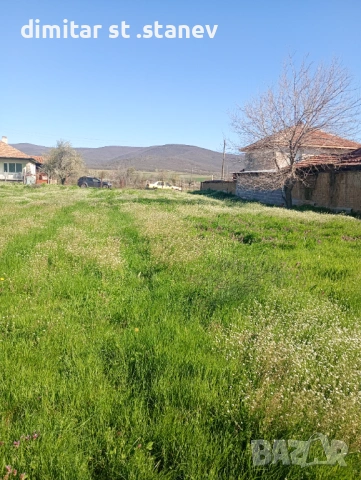 парцел в регулация 893 квадратни метра. село Kрасново., снимка 2 - Парцели - 54041527