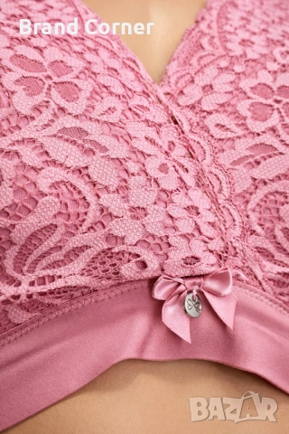 Hunkemöller комплект бельо с розова дантела – сутиен 90F и бикини XL, снимка 7 - Бельо - 54517778