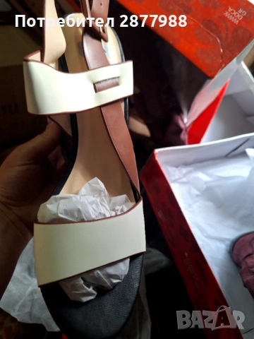 Дамски обувки, снимка 4 - Дамски ежедневни обувки - 54004057
