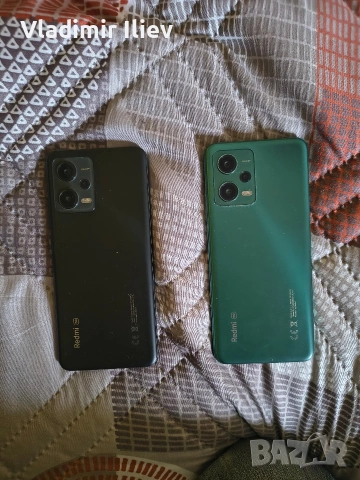 2 бр. Xiaomi Redmi Note 12 5G (128GB) + Калъфи и протектори, снимка 2 - Xiaomi - 54504136