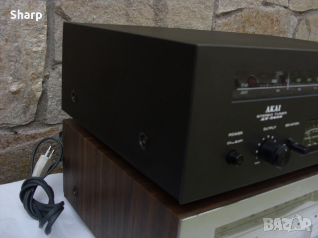 AKAI AT-2600, снимка 2 - Ресийвъри, усилватели, смесителни пултове - 54349536