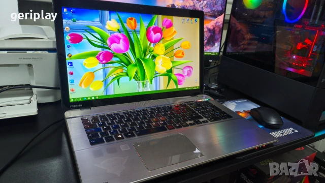 Голям и Бърз 17.3 Лаптоп с Intel Core i5 / 16Gb RAM / GeForce 820M / SSD, снимка 2 - Лаптопи за дома - 54714749