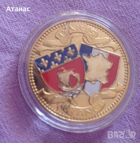 Паметна монета с Айфеловата кула в Париж , снимка 3 - Статуетки - 55068463