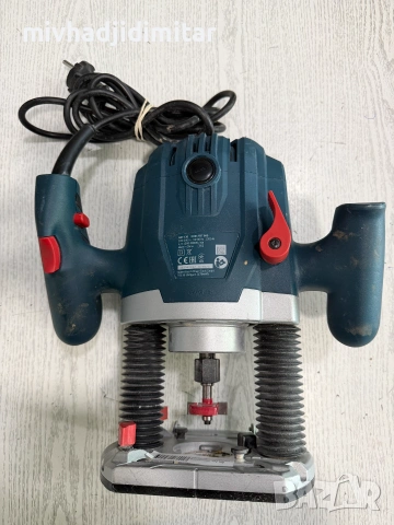Оберфреза Bosch GOF 130 , снимка 2 - Други инструменти - 54967607