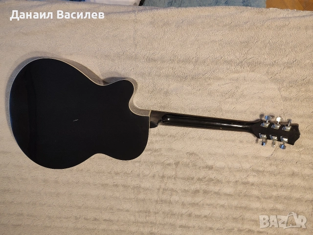 Акустична китара – черен гланц, отлично състояние, снимка 5 - Китари - 55124484