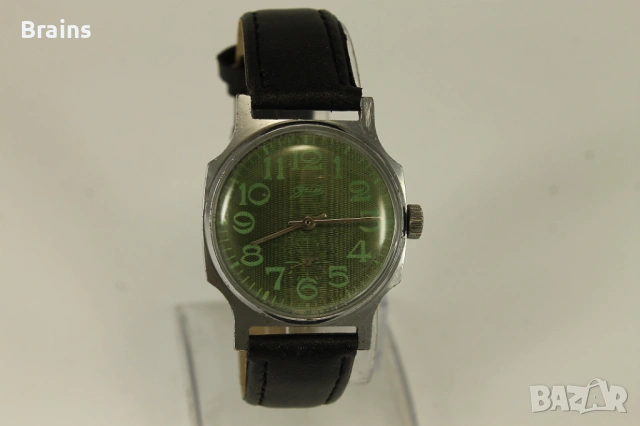 1970's ЗИМ Зелен Циферблат Стар Руски Ръчен Часовник, снимка 2 - Мъжки - 54055276