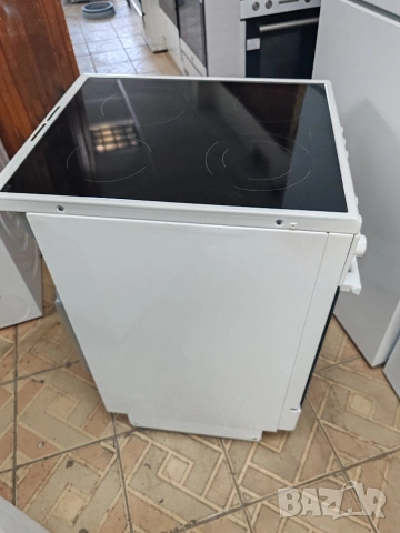 Тясна 50 см свободно стояща печка с керамичен плот Electrolux с 2 години гаранция! , снимка 8 - Печки, фурни - 55182146