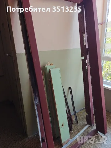 Продавам метална масивна входна врата, снимка 5 - Входни врати - 55574030