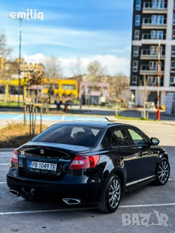 Suzuki Kizashi , снимка 2 - Автомобили и джипове - 55088981