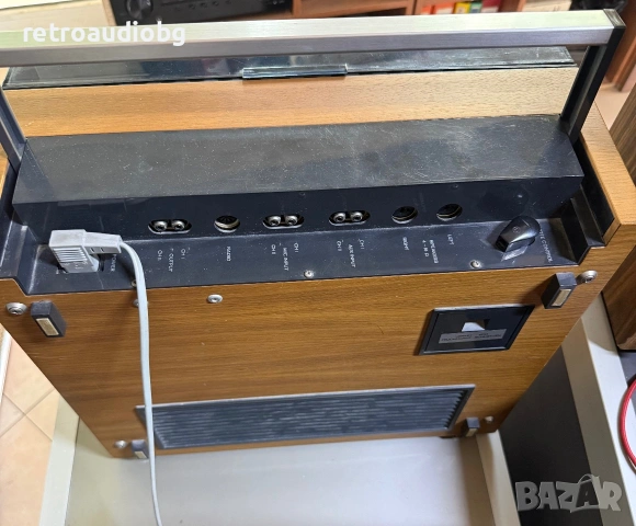 🔈Колекционерски ролков магнетофон REVOX A77 - 2 - писти + ролки + напове + капак🔈, снимка 8 - Декове - 55015450
