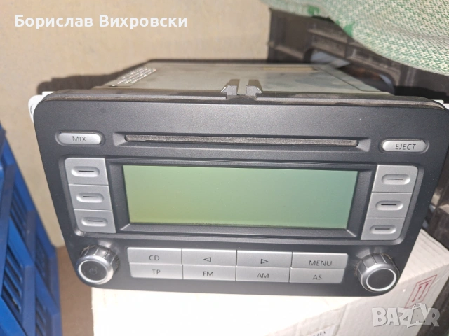 Оригинално радио/ CD  VW  Golf 5 / Passat, снимка 3 - Аксесоари и консумативи - 54669607