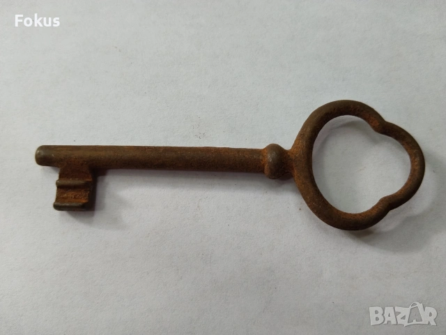 Стар голям железен ключ за порта резе брава врата 6