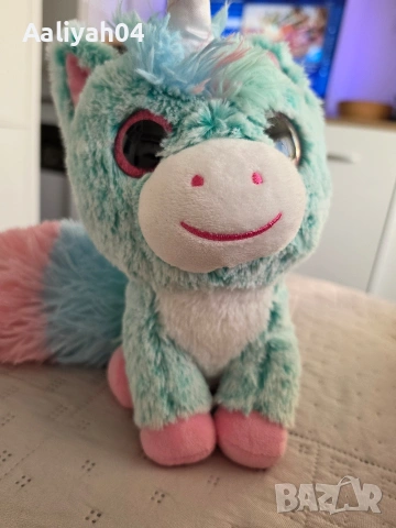 Плюшена играчка еднорог